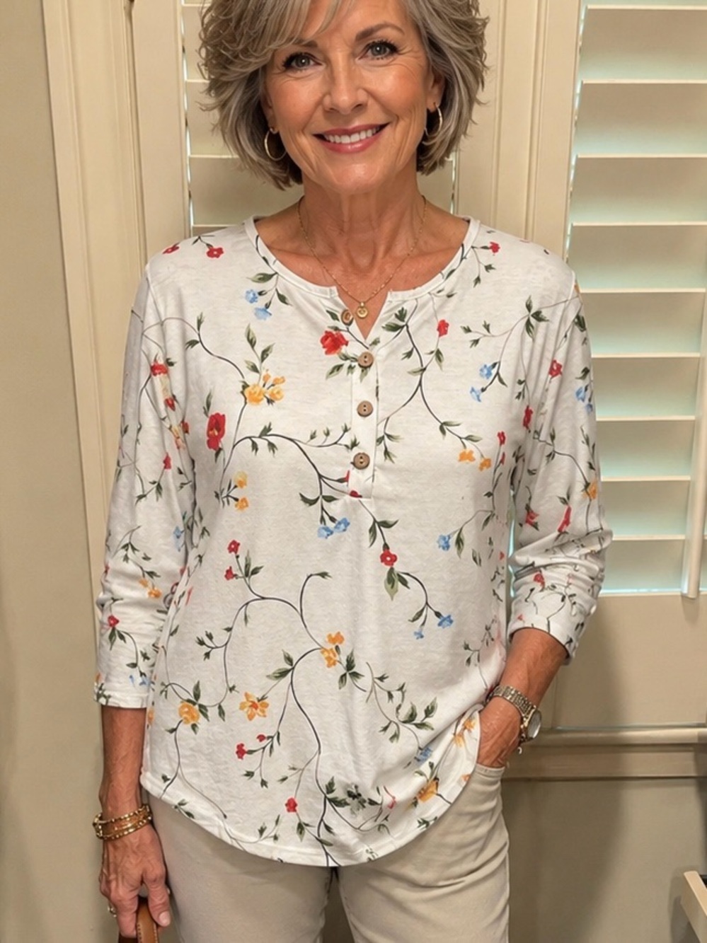 Floral Button Detail Tunic Top | Women’s Medium | Casual Soft Stretch Blouse